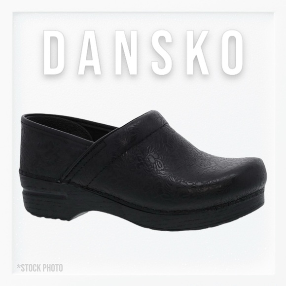 Dansko Shoes - Dansko XP Black Pebbled Leather Performance Clog sz 38